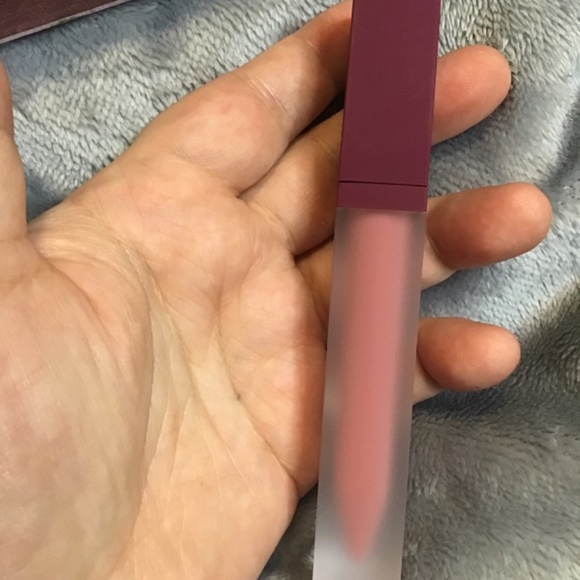 Dominique cosmetics berries and creme lipstick, in pink - Picture 9 of 12